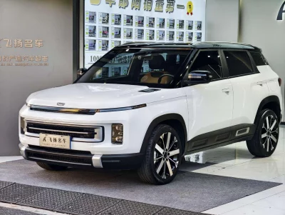 Geely ICON