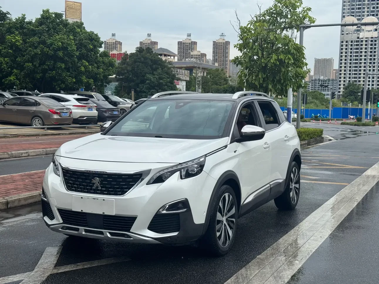 Peugeot 4008