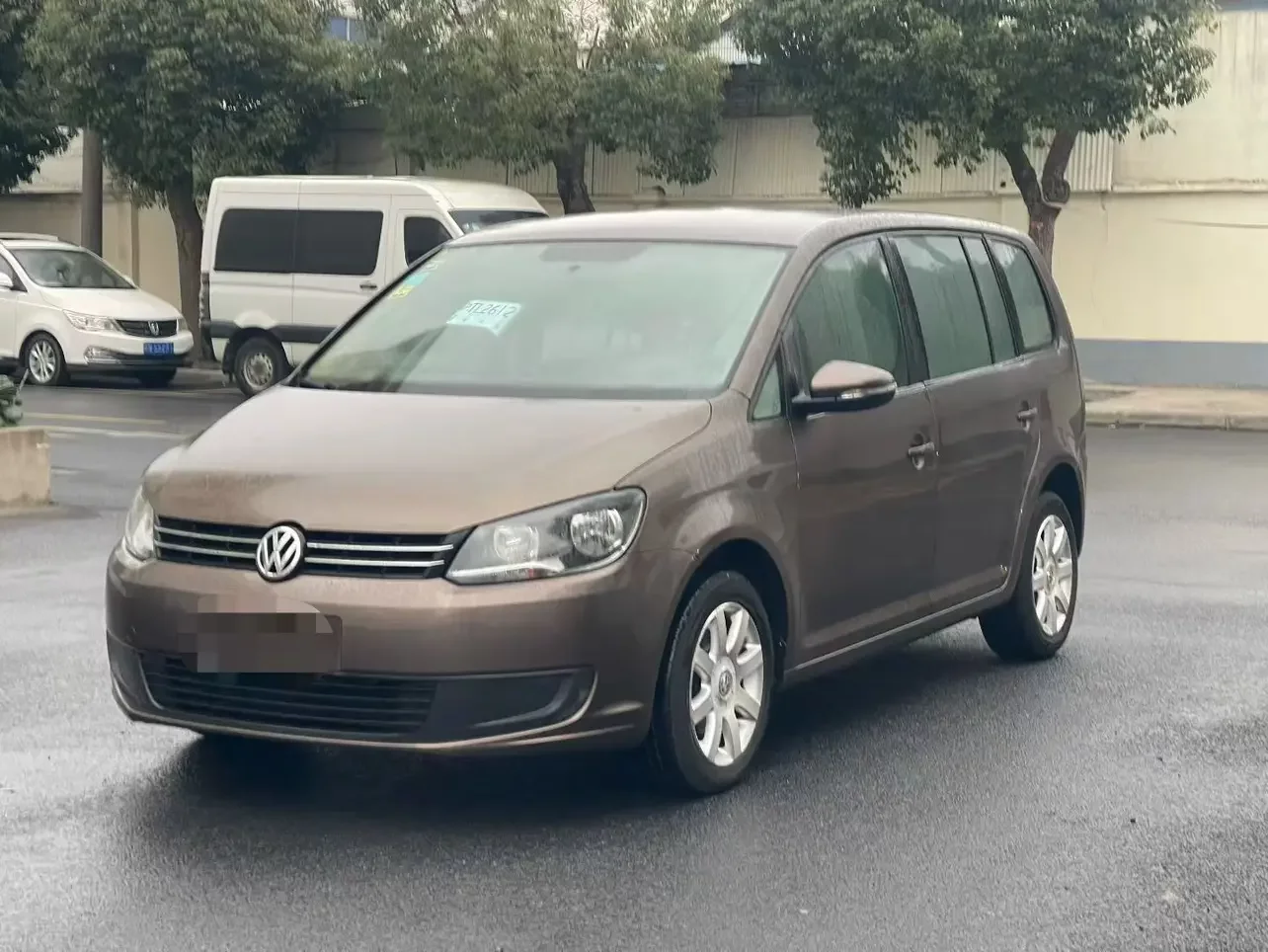 Volkswagen Touran  из Китая