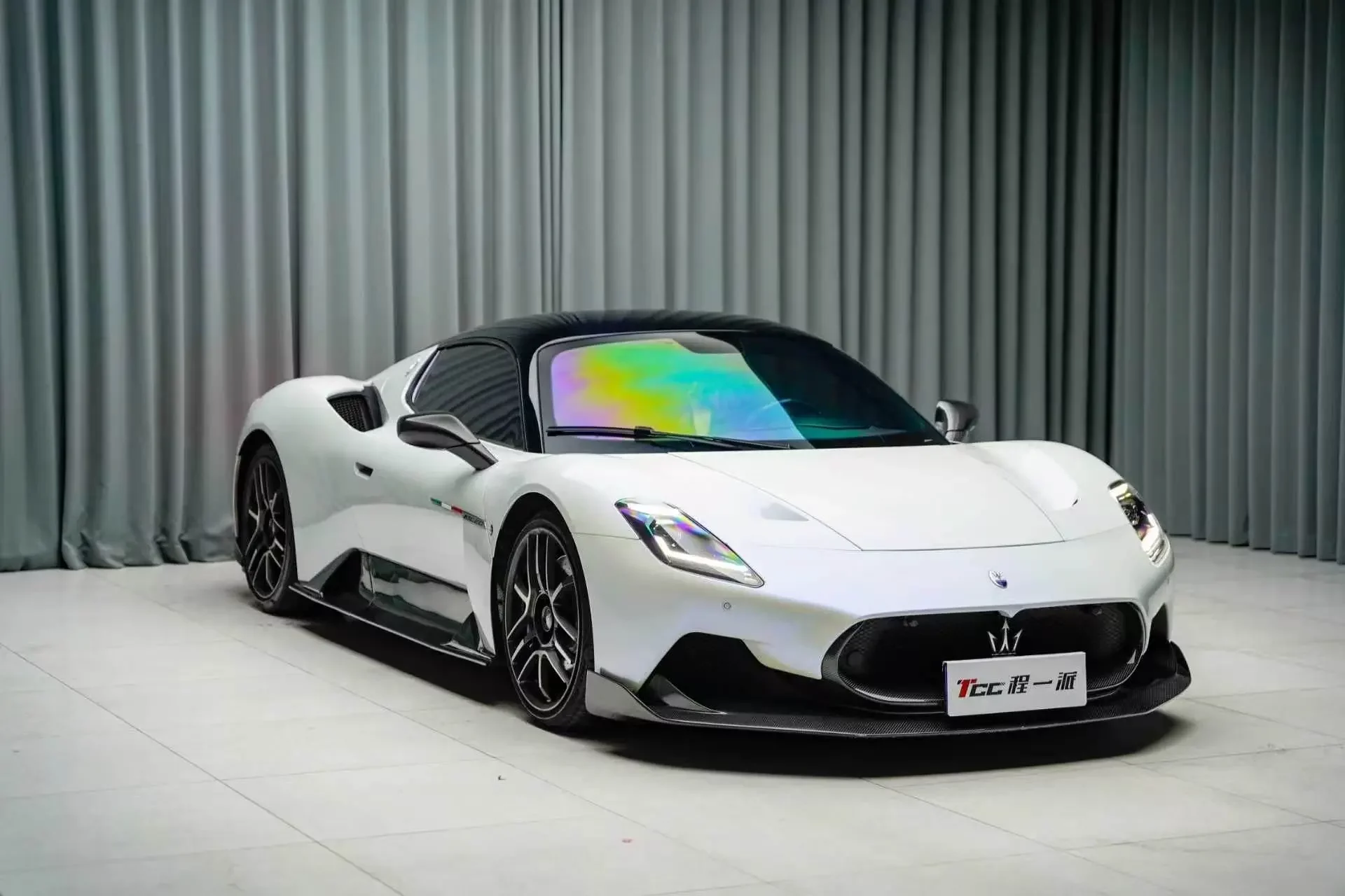 Maserati MC20  из Китая