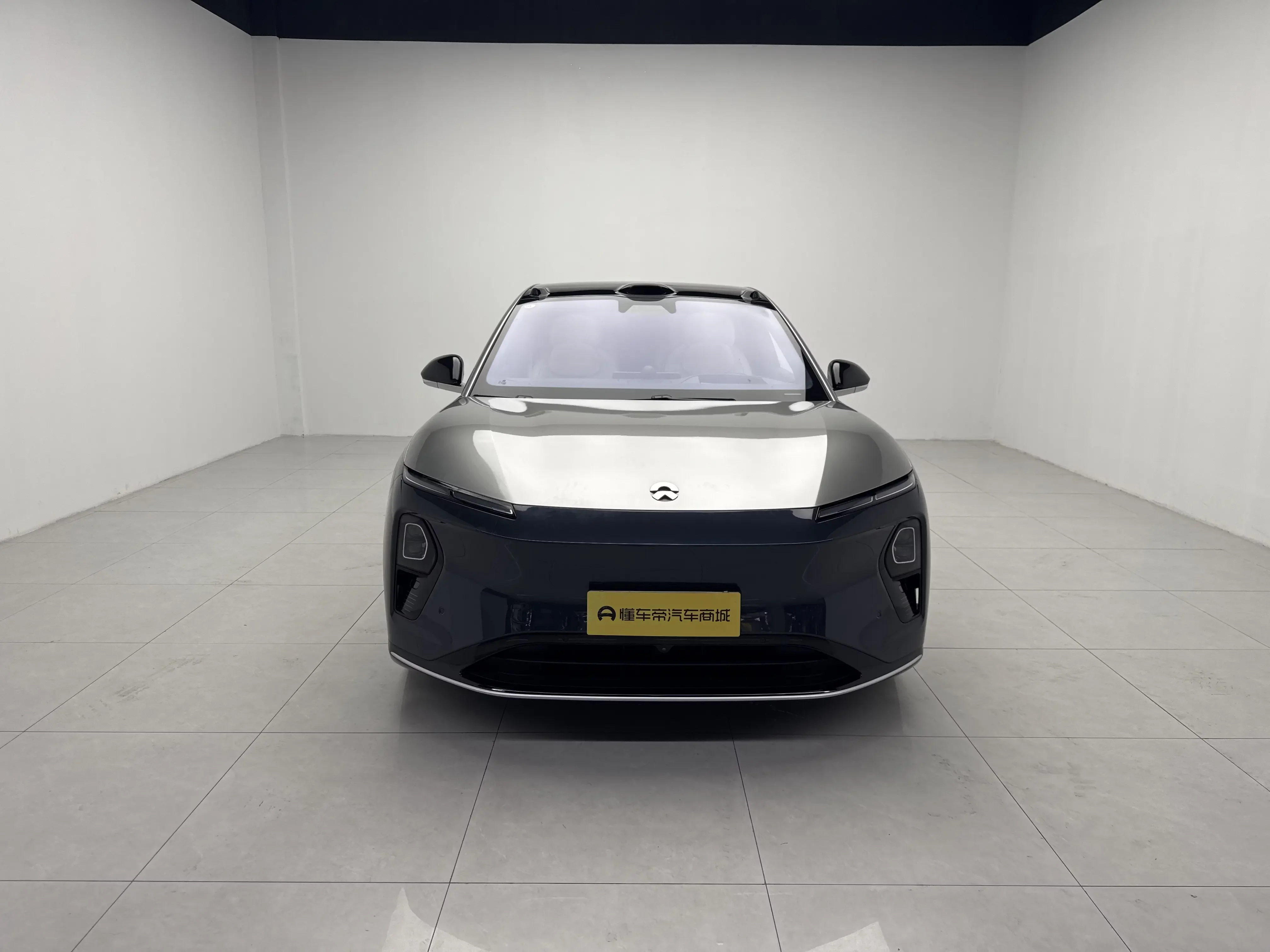 NIO ET9