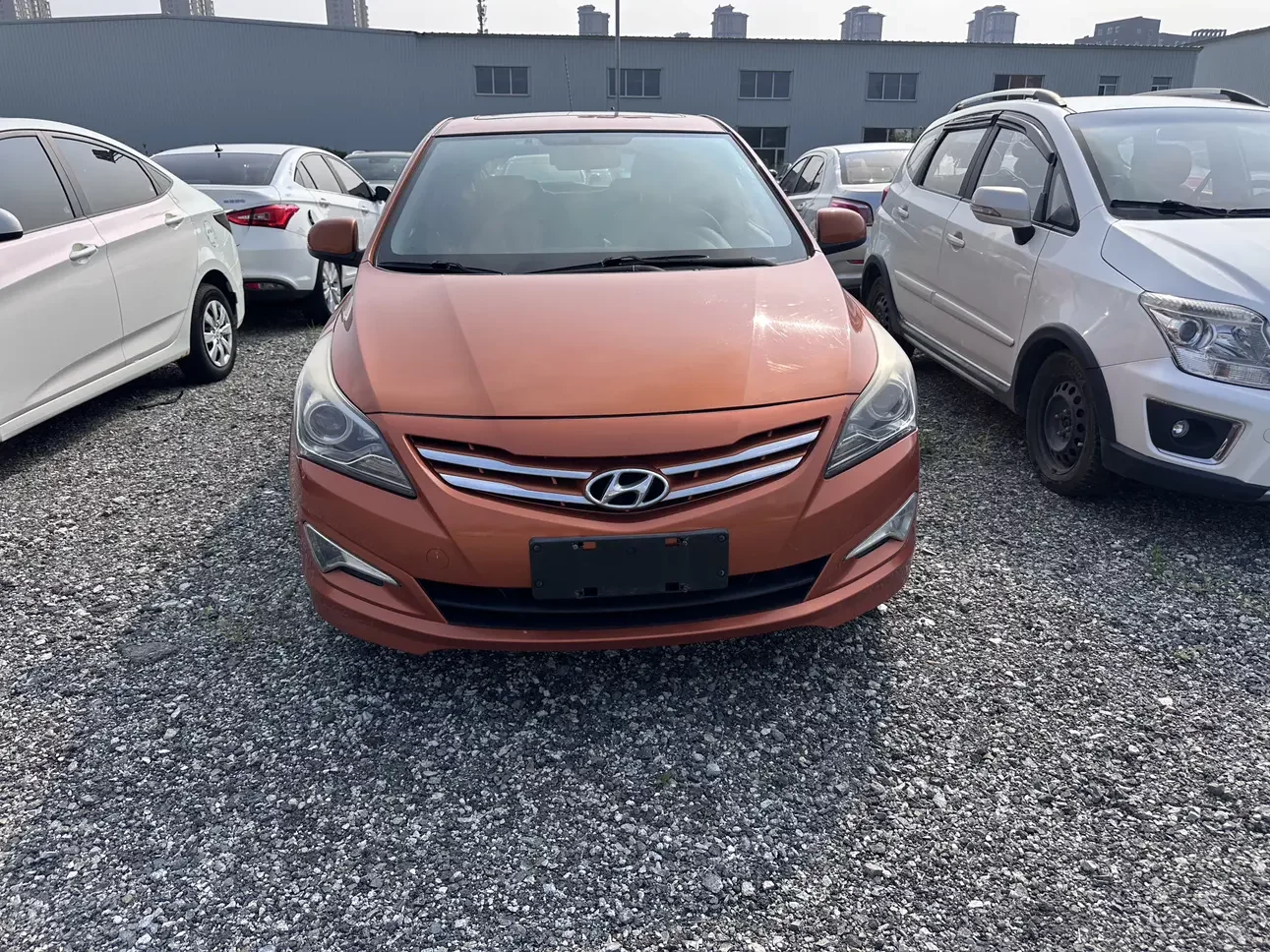 Hyundai Verna RV  из Китая