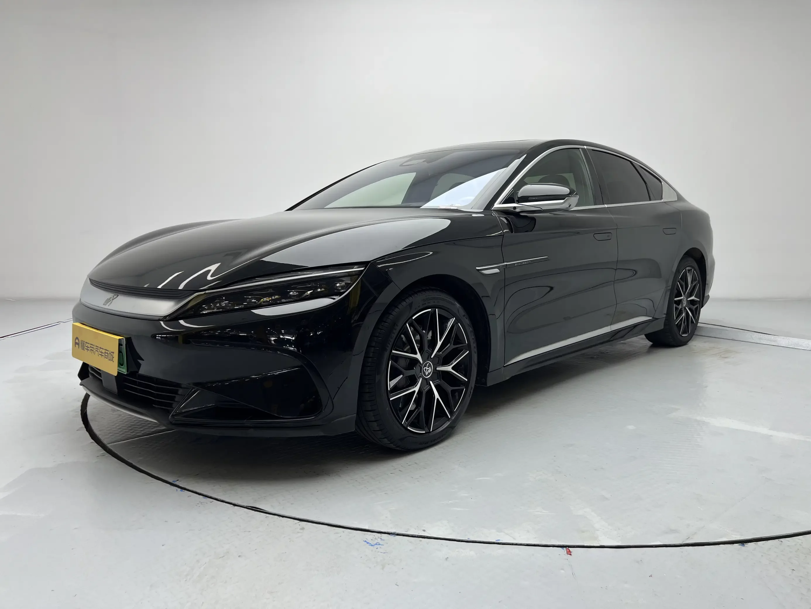 BYD Han EV