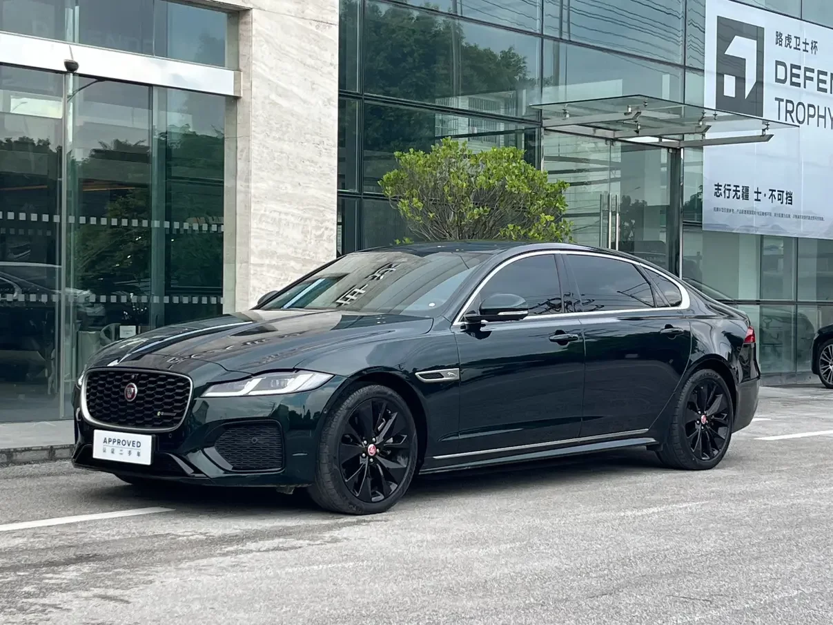 Jaguar XFL