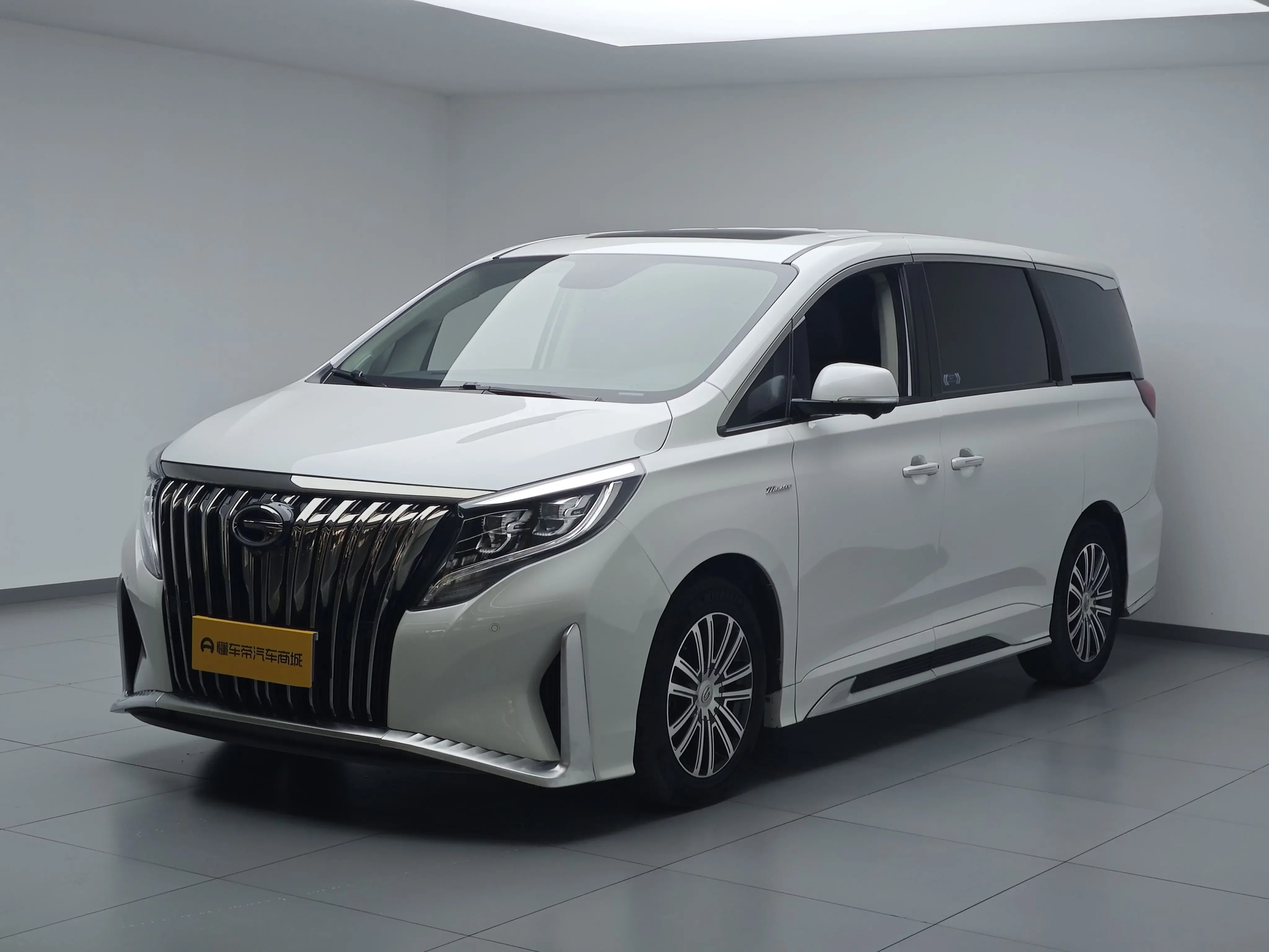 GAC Trumpchi M8