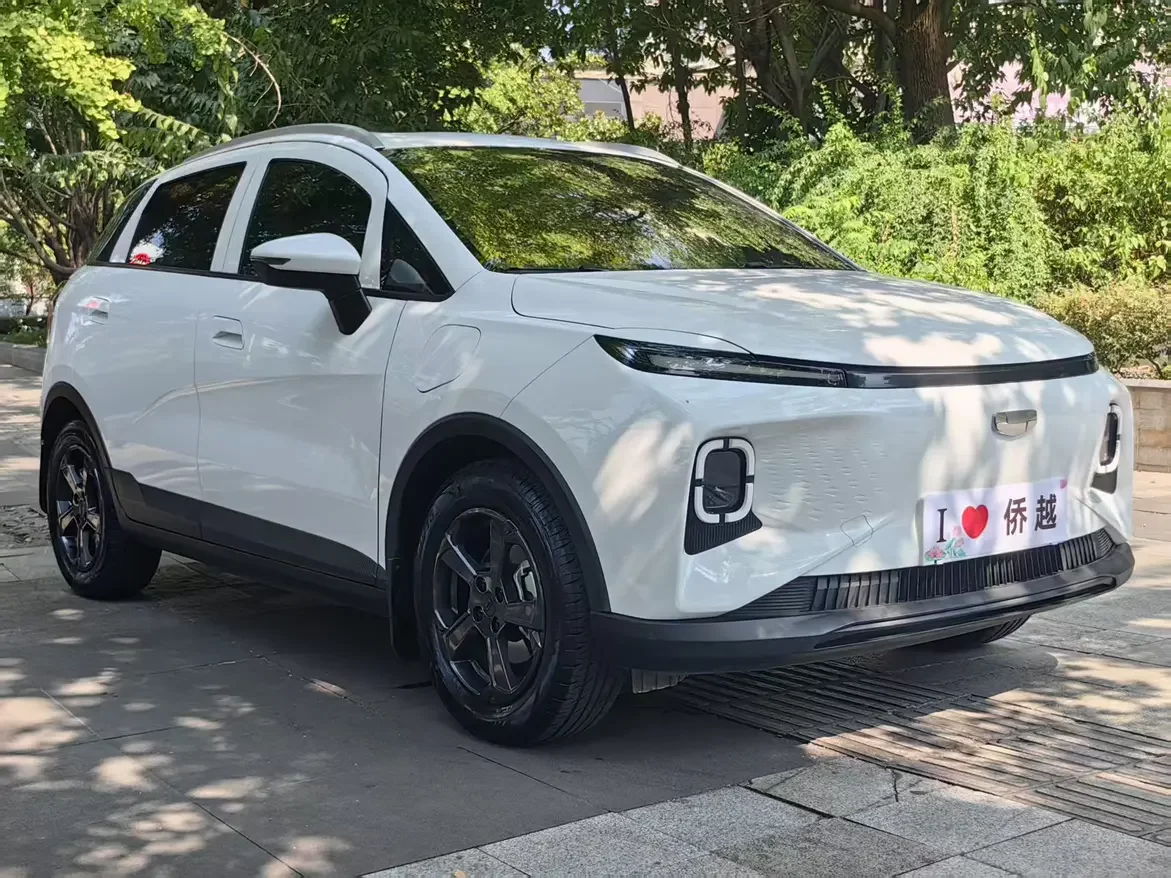 Geely Geometry E Firefly