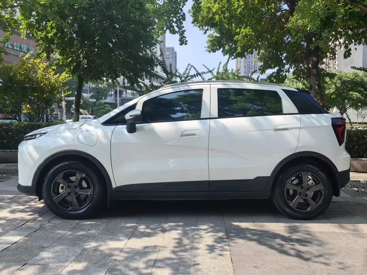 Geely Geometry E Firefly