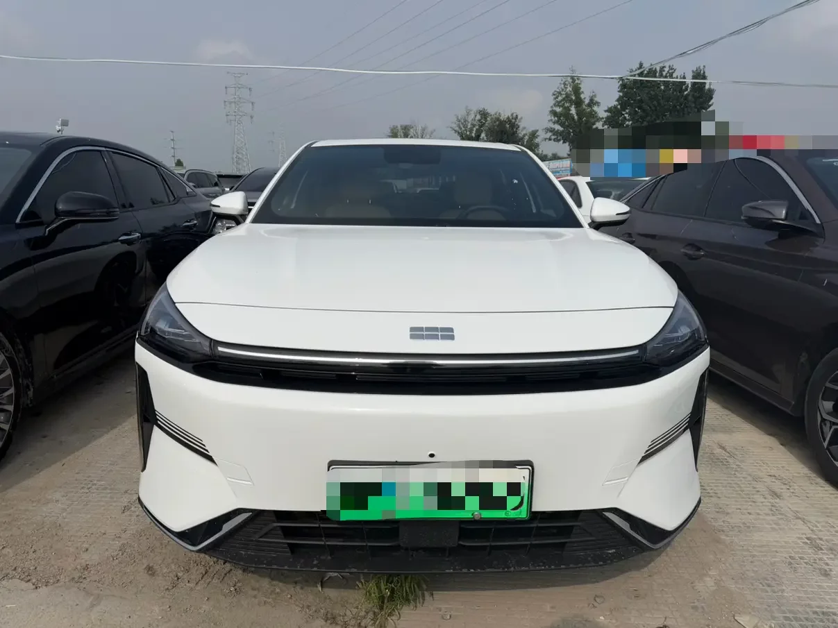 Geely Galaxy L6