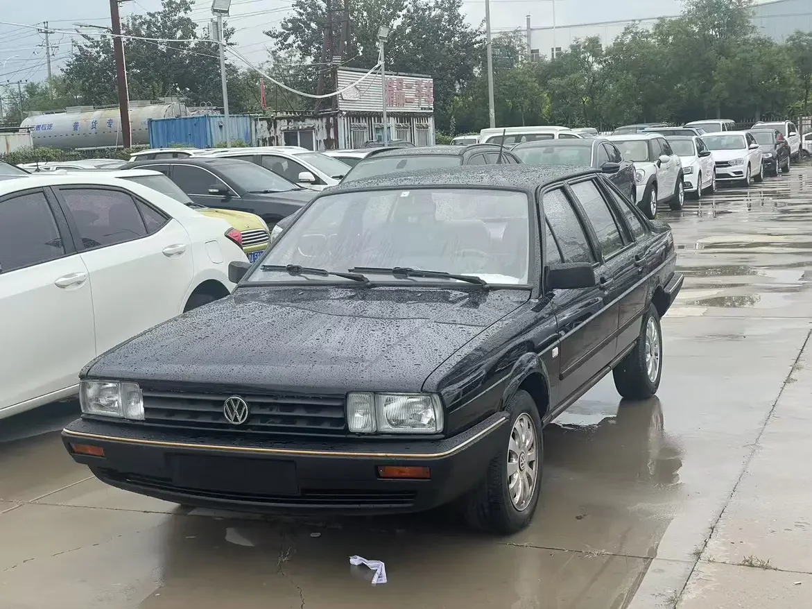 Volkswagen Santana Zhijun  из Китая