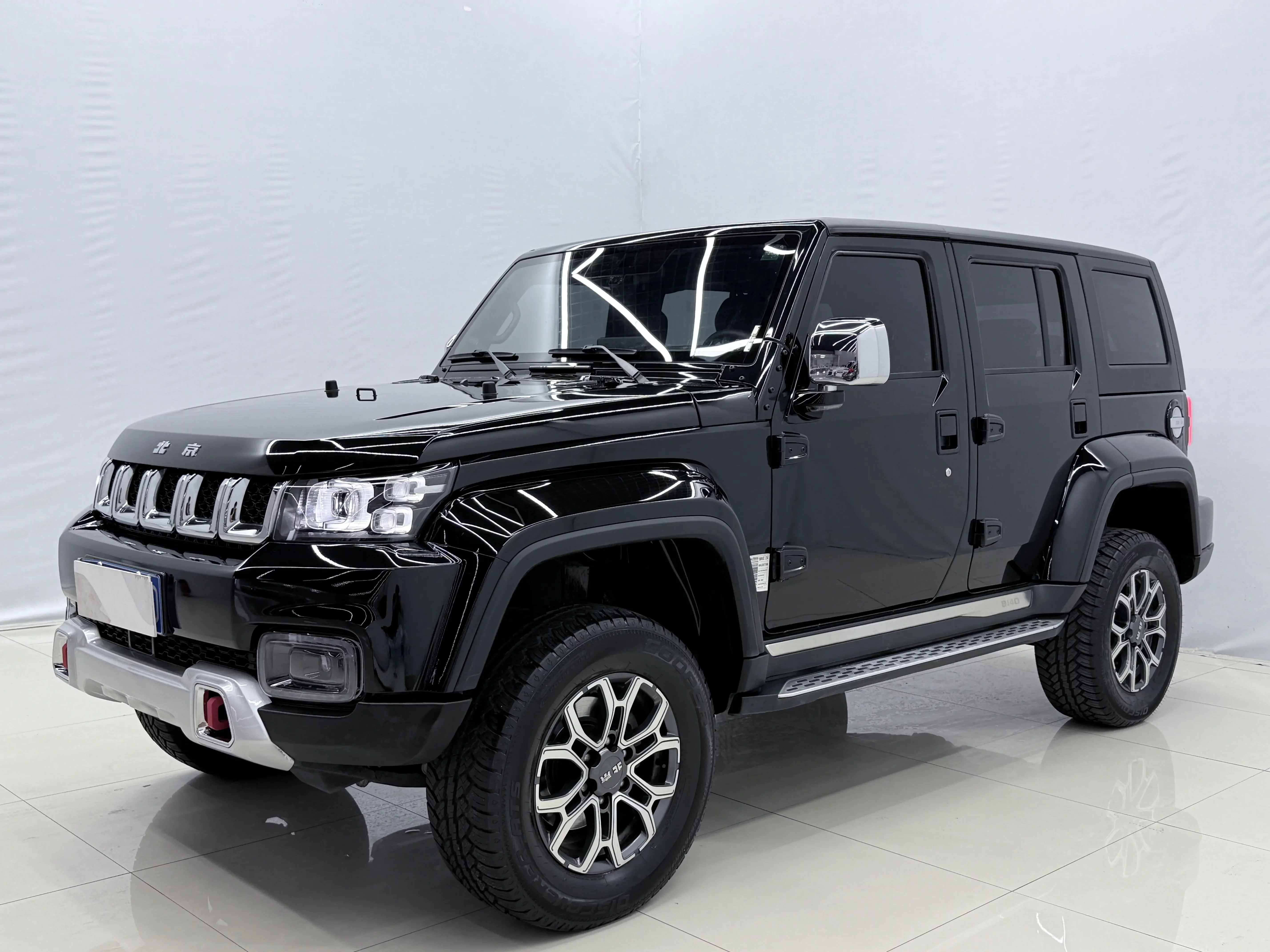 BAIC Beijing Off-road BJ40  из Китая