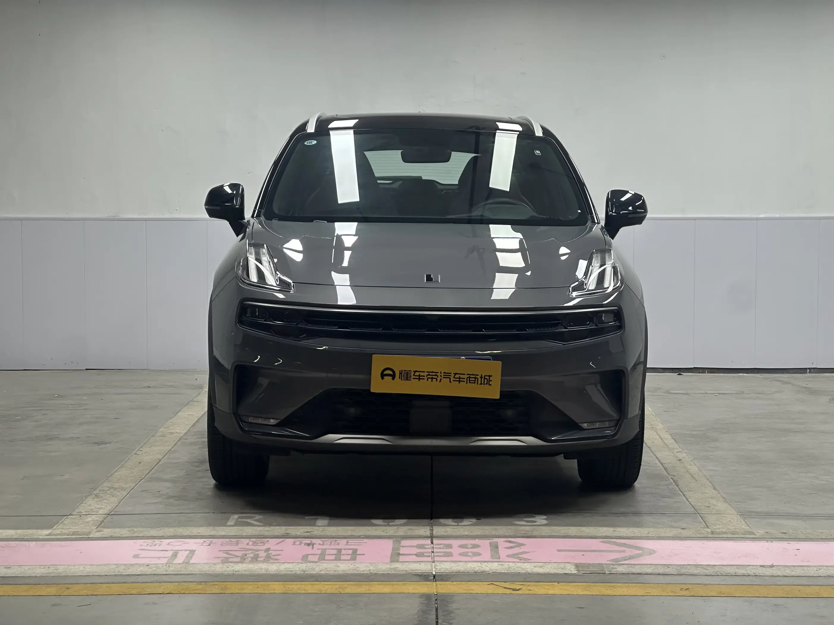 Lynk & Co 06