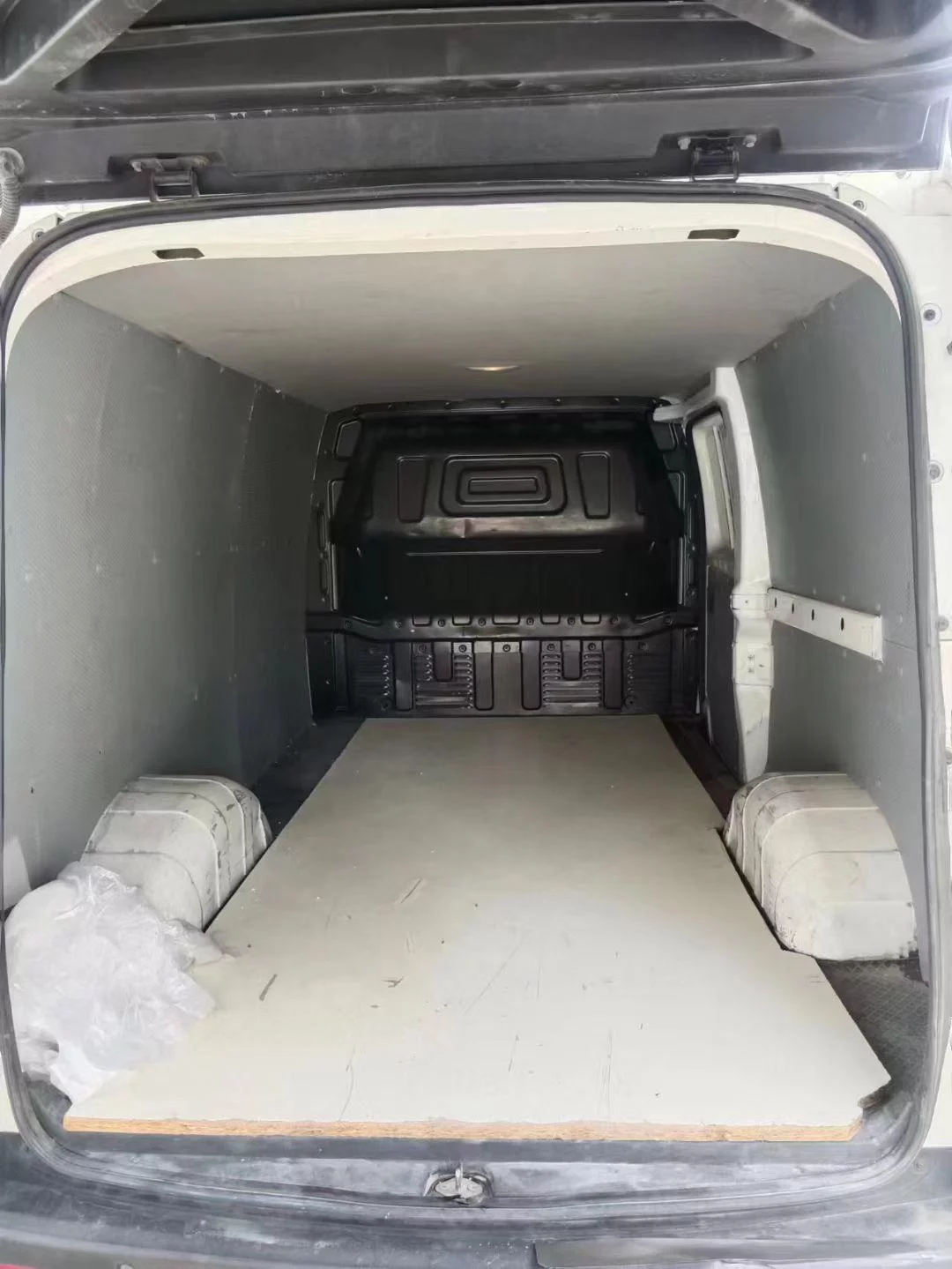 Datong Maxus EV30  из Китая