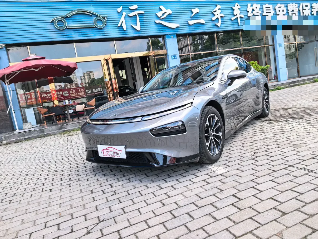 Xpeng P7