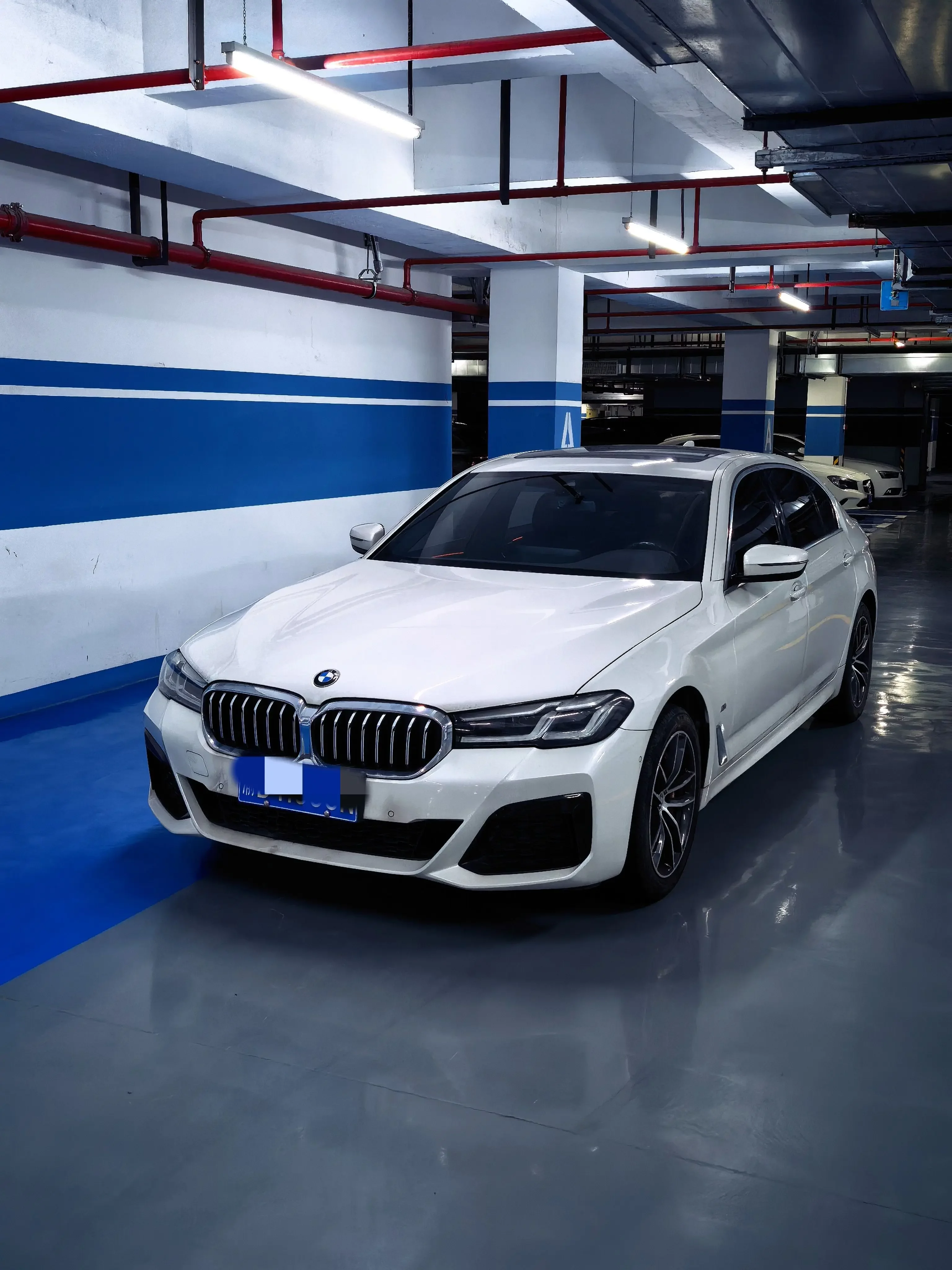 BMW 5 Series 2023