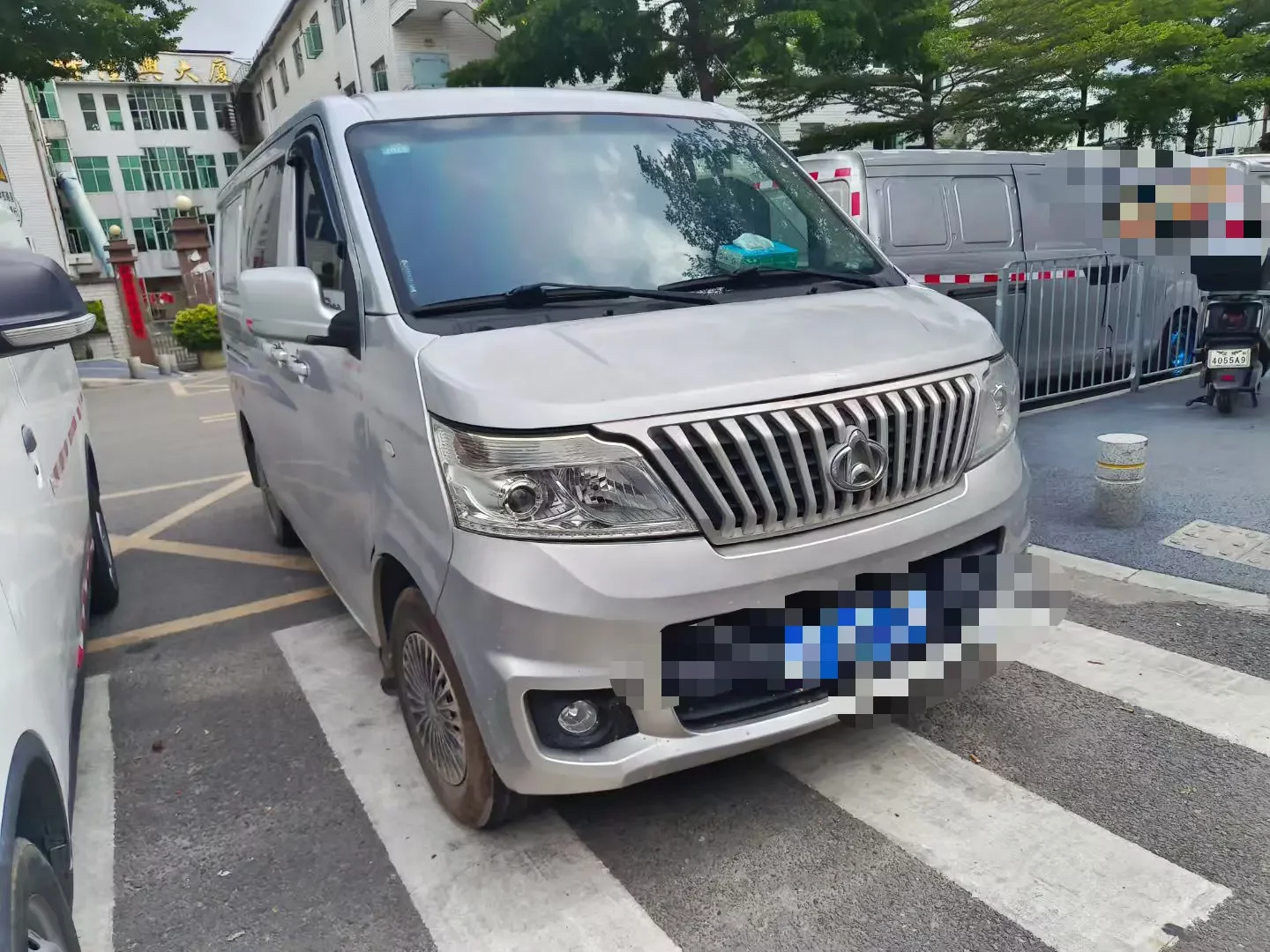 Changan Kaicene Ruixing M80  из Китая