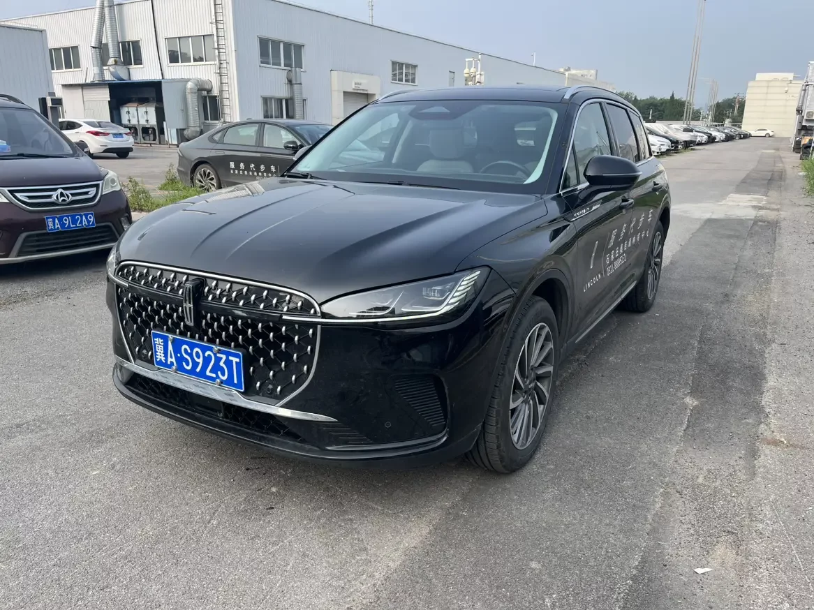 Lincoln adventurer  из Китая