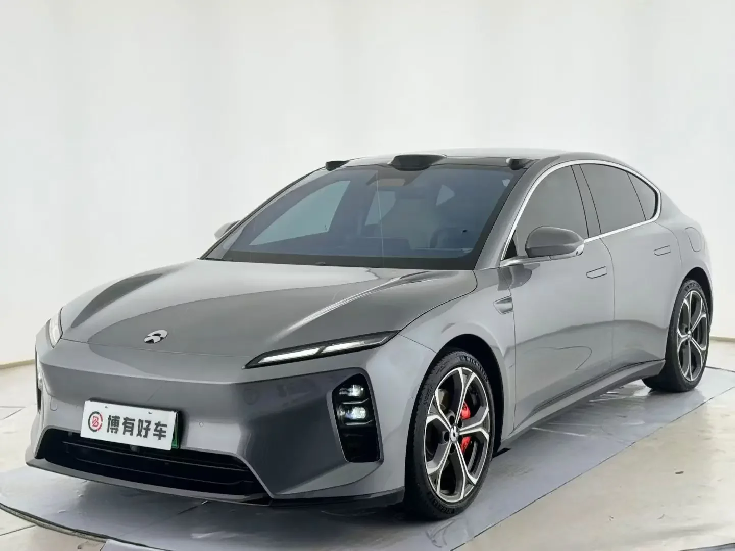 NIO ET5
