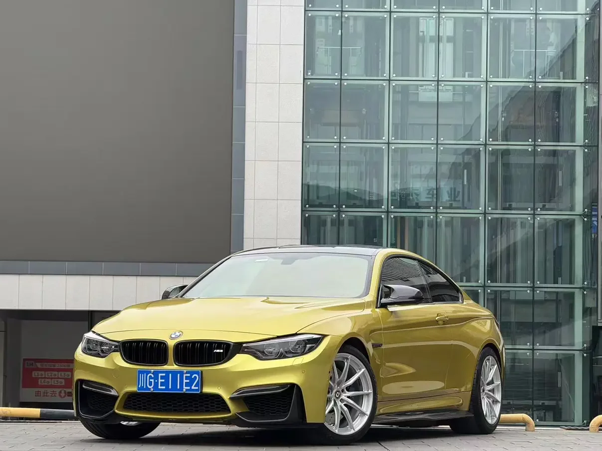BMW M4  из Китая