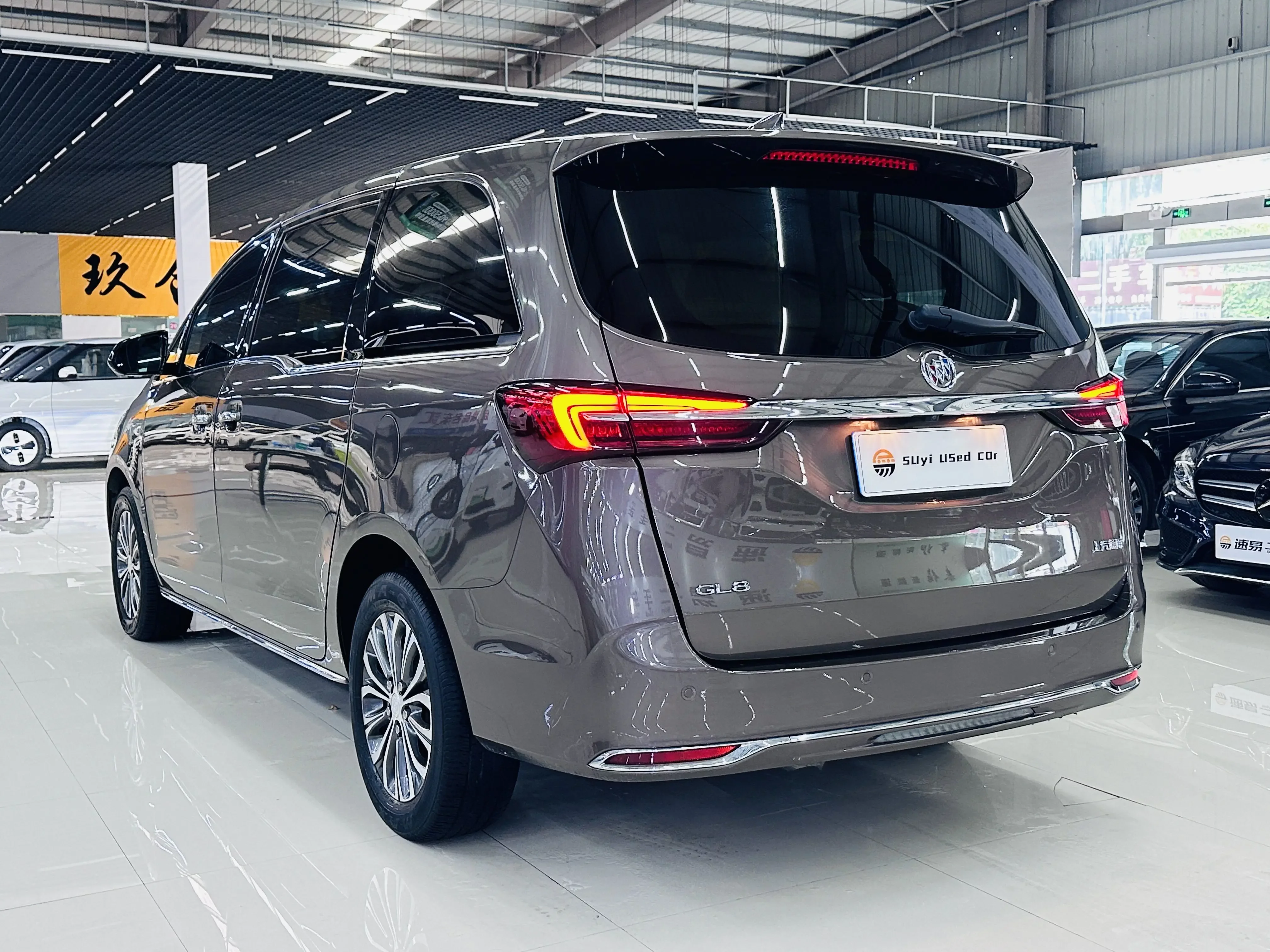 Buick GL8