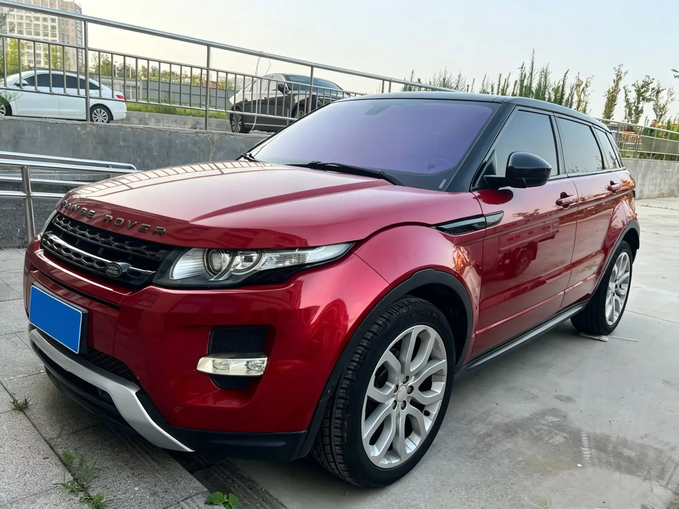 Land Rover Range Rover Evoque  из Китая