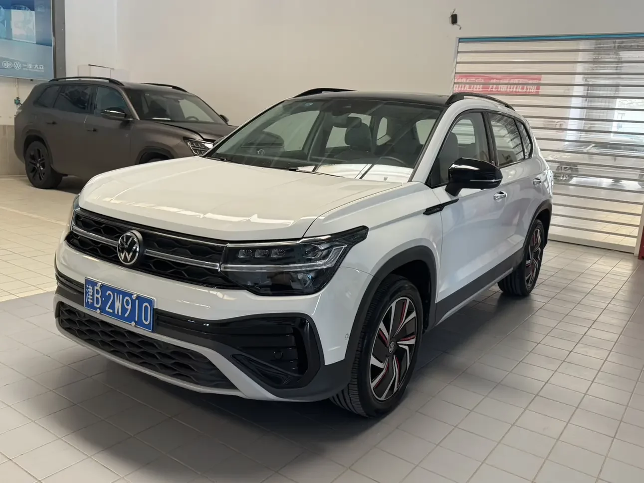 Volkswagen Tharu