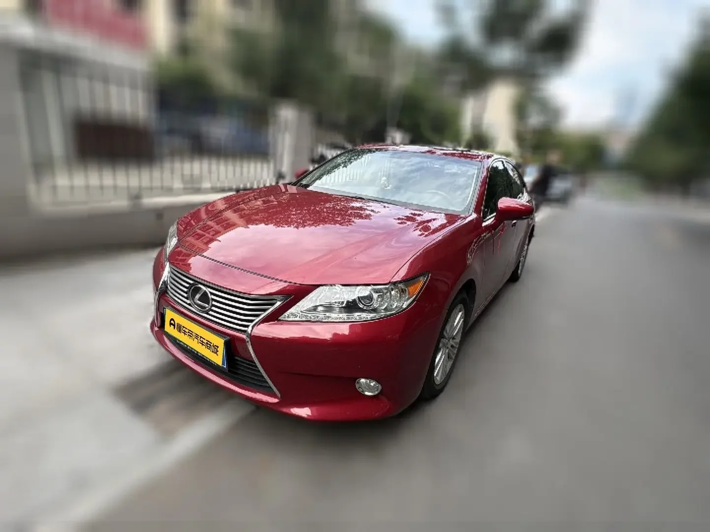 Lexus ES