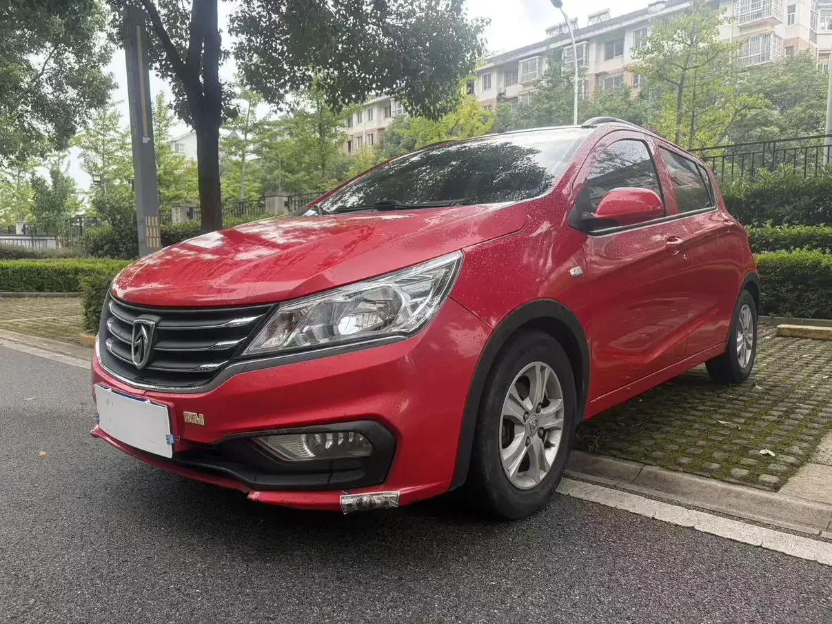 Baojun 310  из Китая