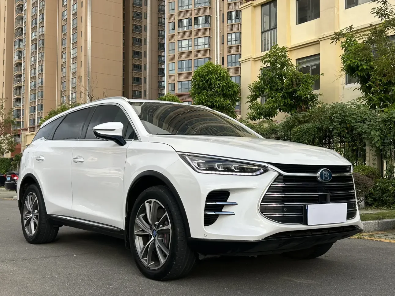 BYD Tang DM