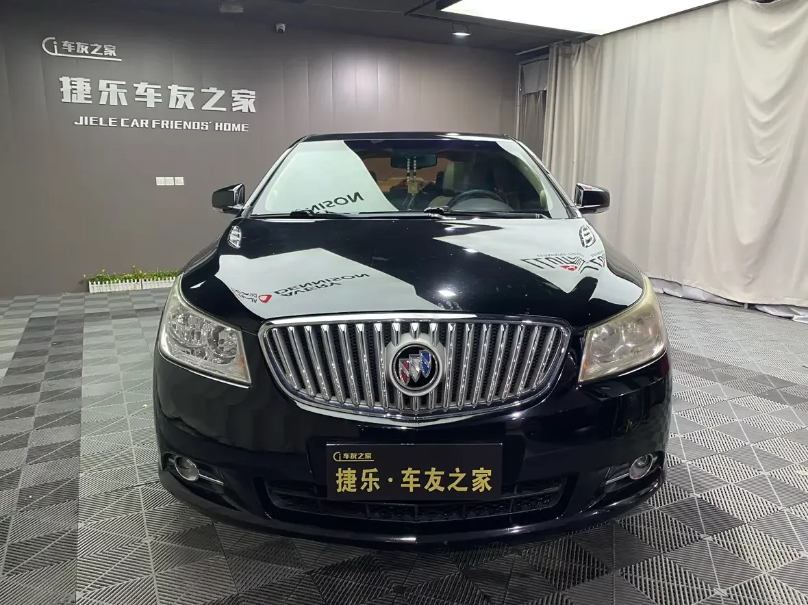 Buick LaCrosse  из Китая