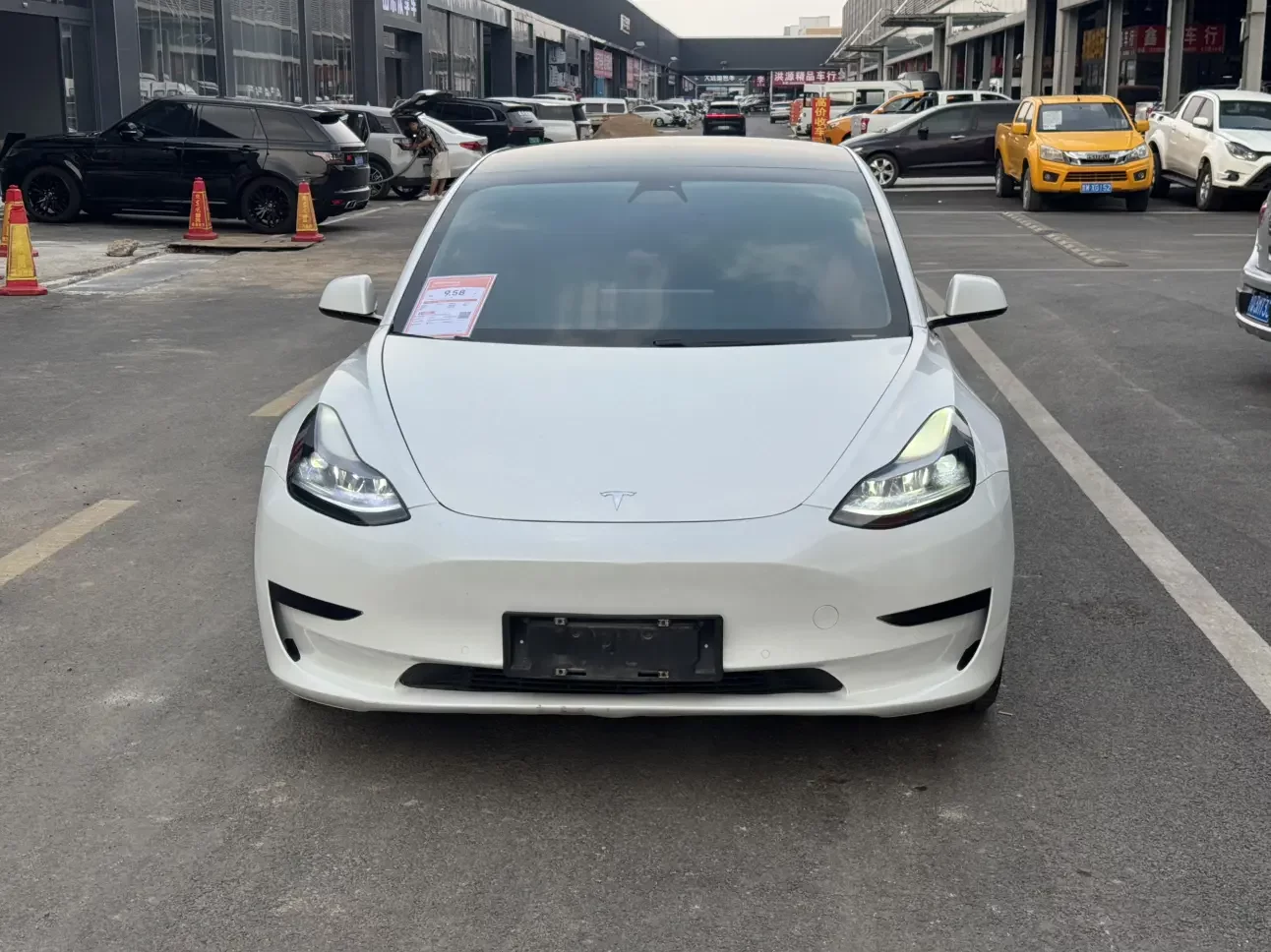 Tesla Model 3  из Китая
