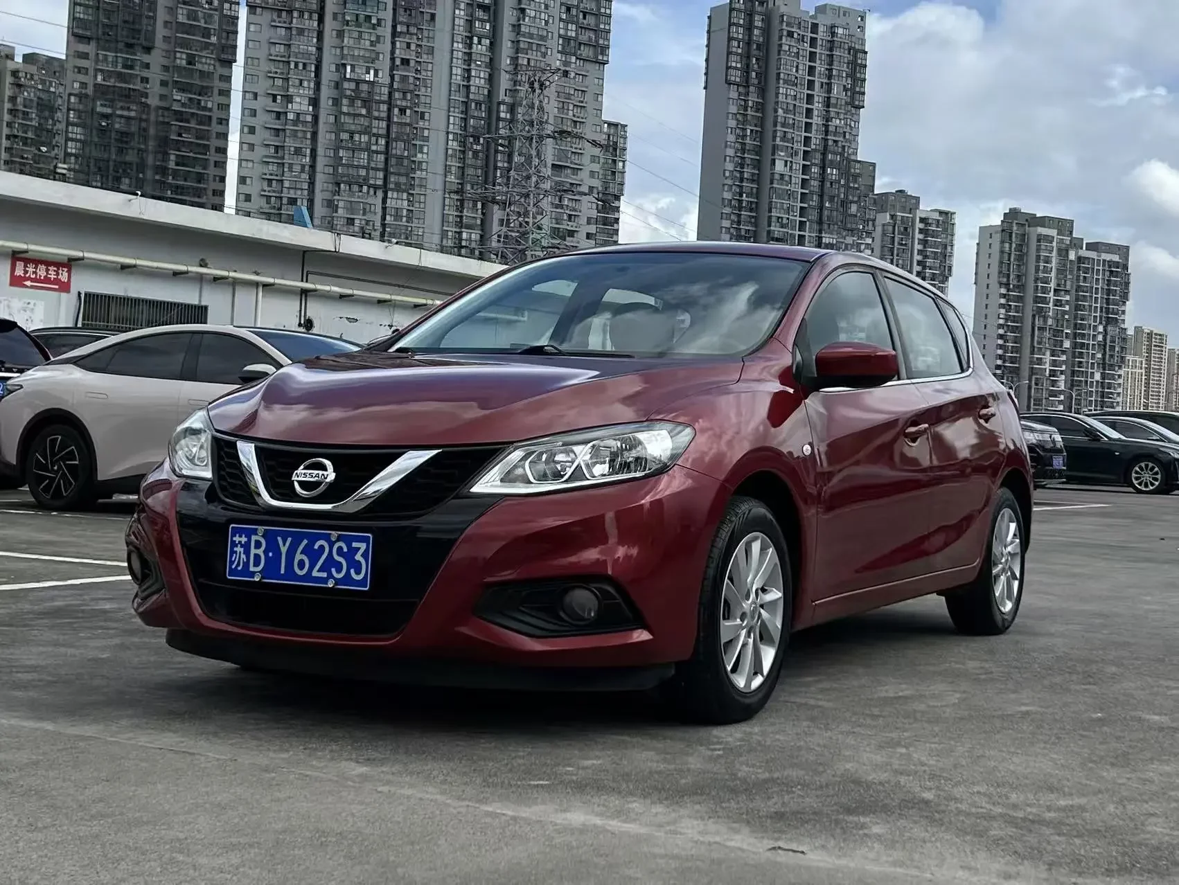 Nissan Tiida