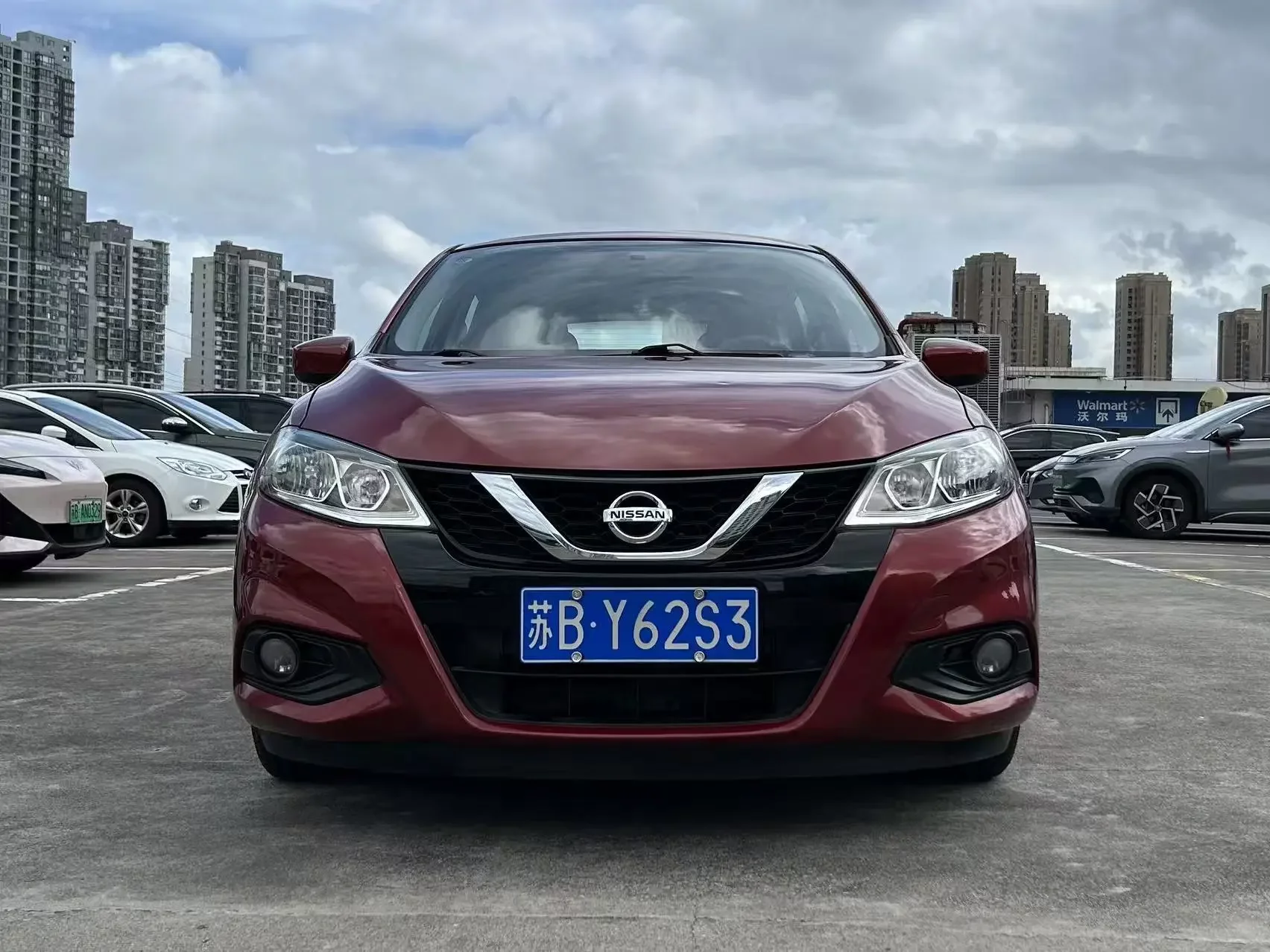 Nissan Tiida