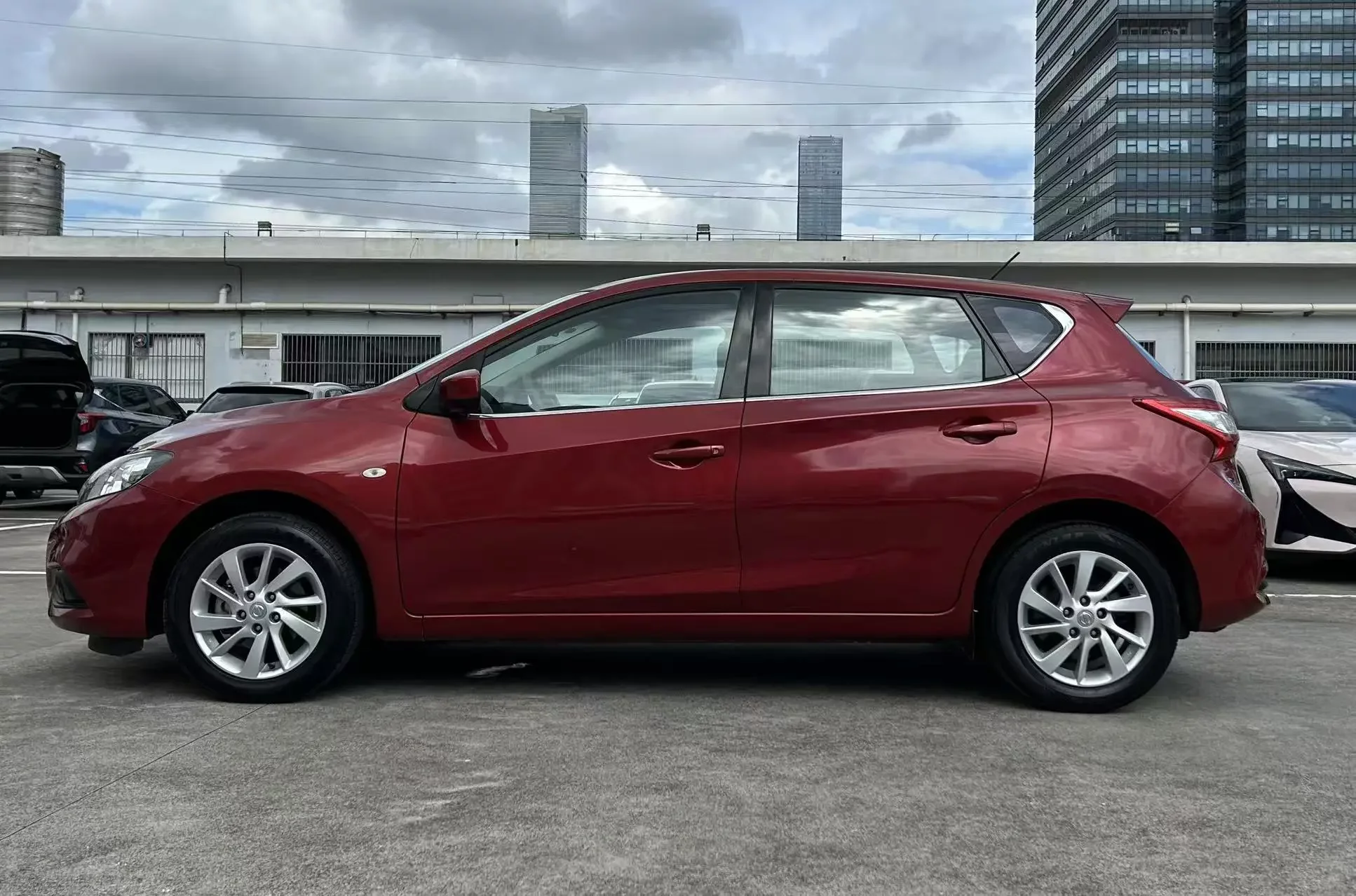 Nissan Tiida