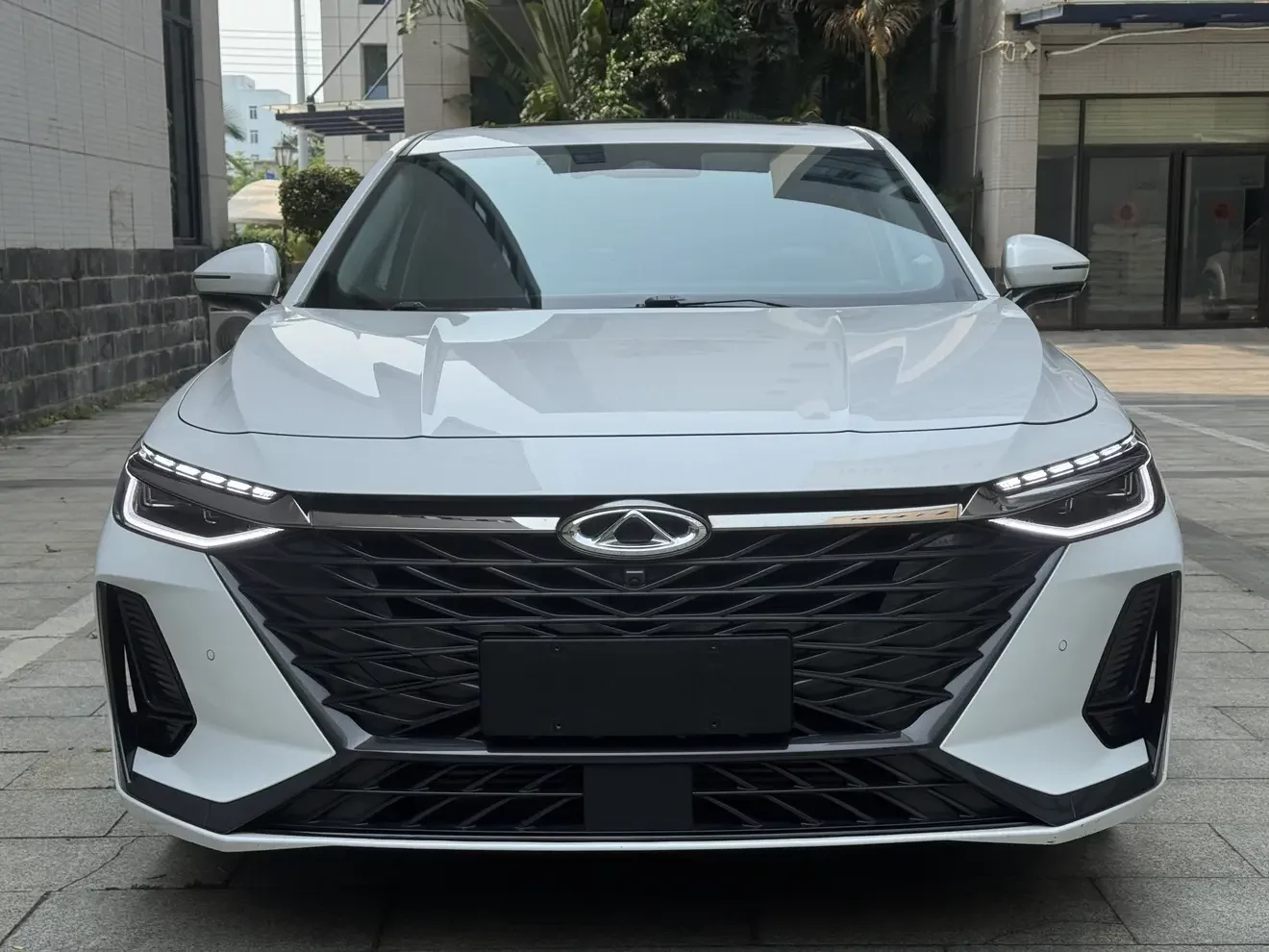 Chery Arrizo 8