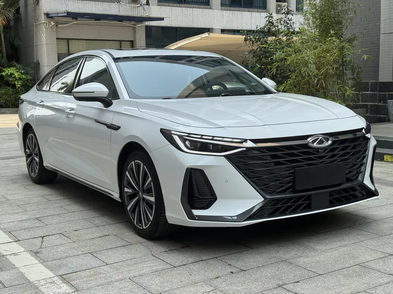 Chery Arrizo 8