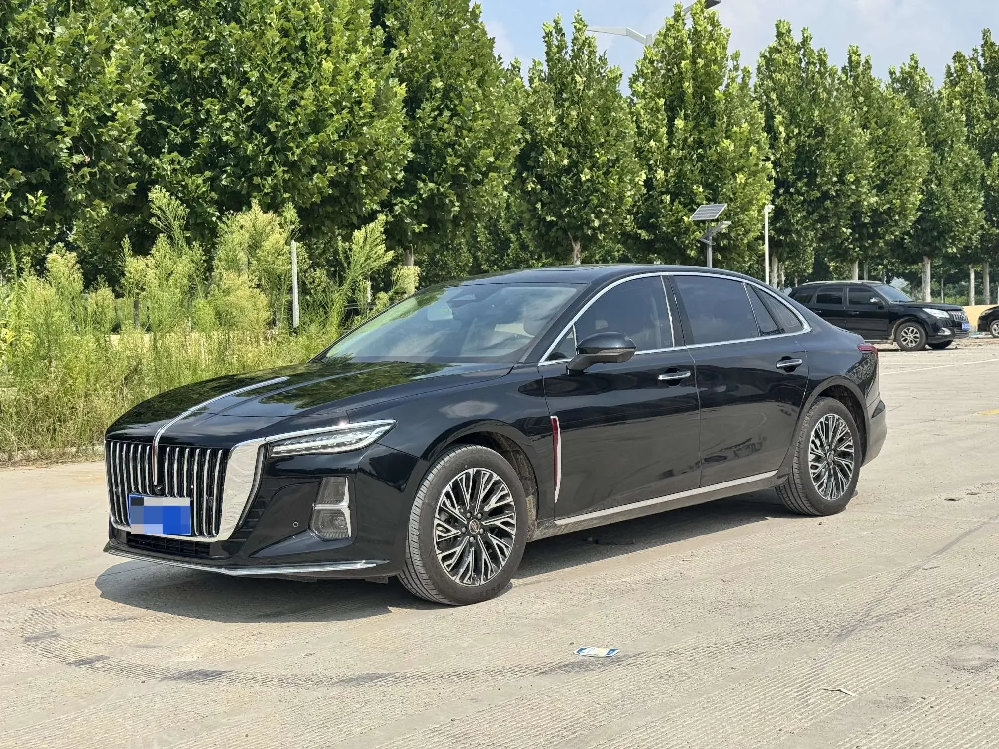 Hongqi H5