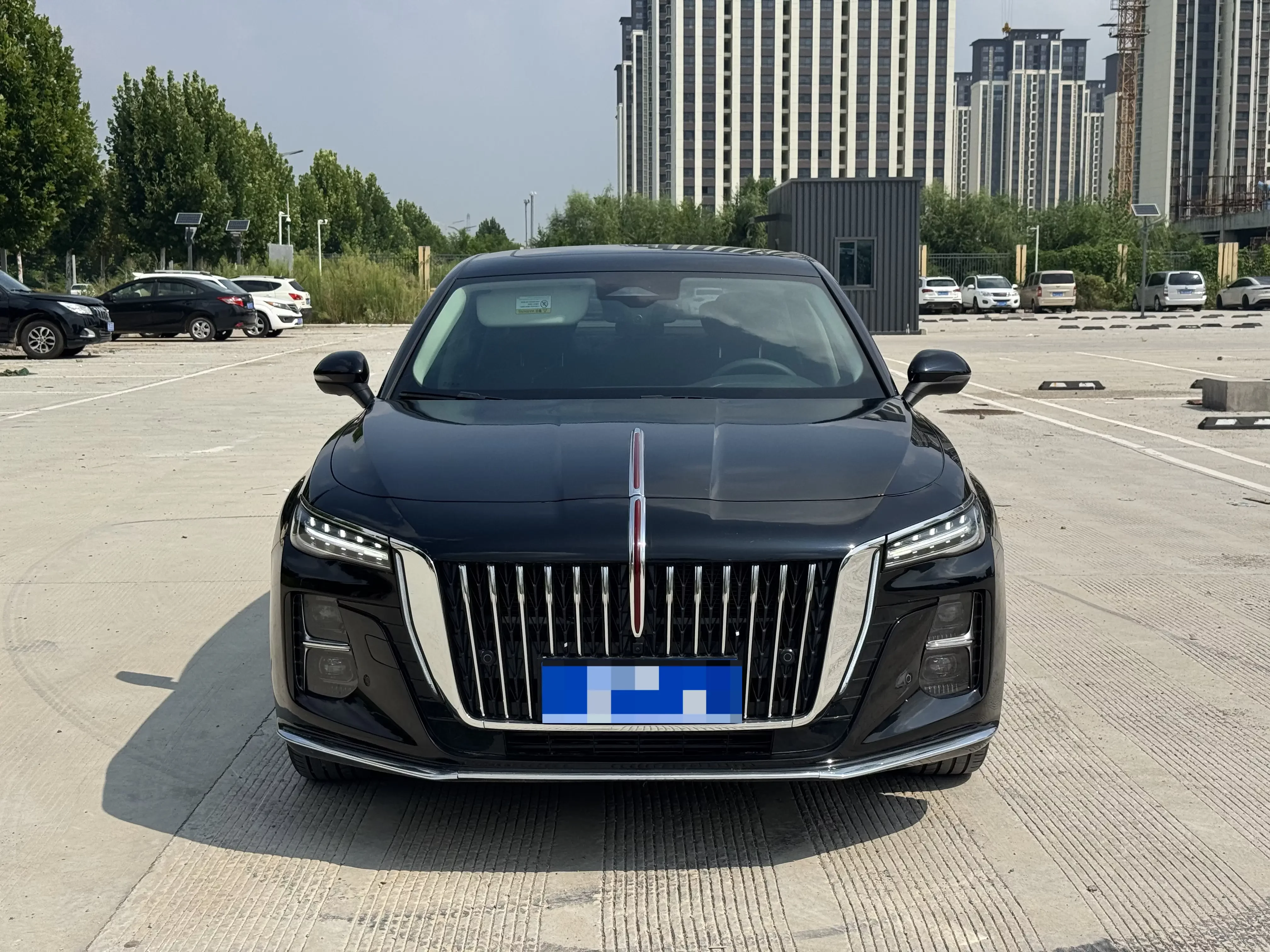Hongqi H5