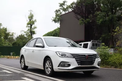 Roewe i5