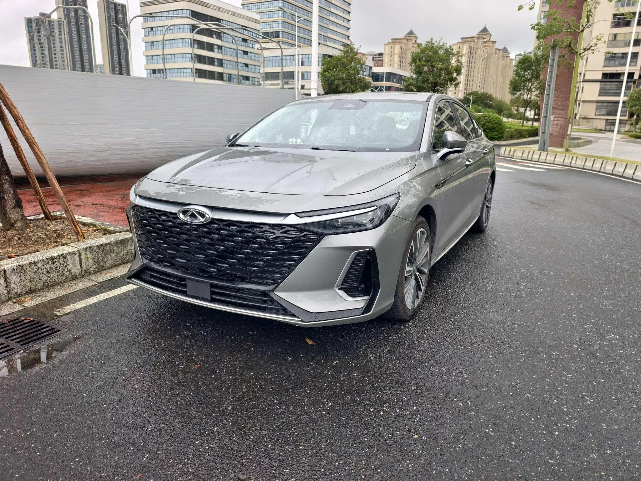 Chery Arrizo 8