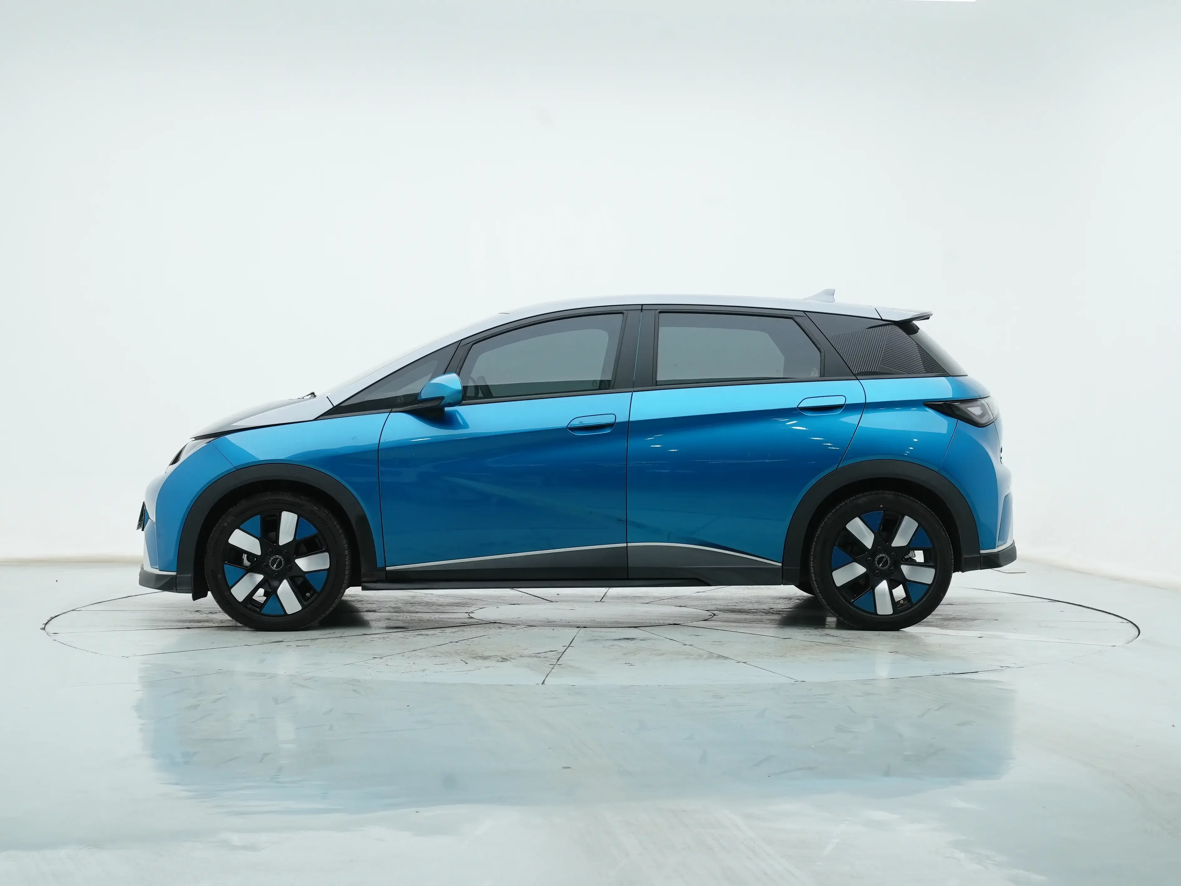 BYD dolphin
