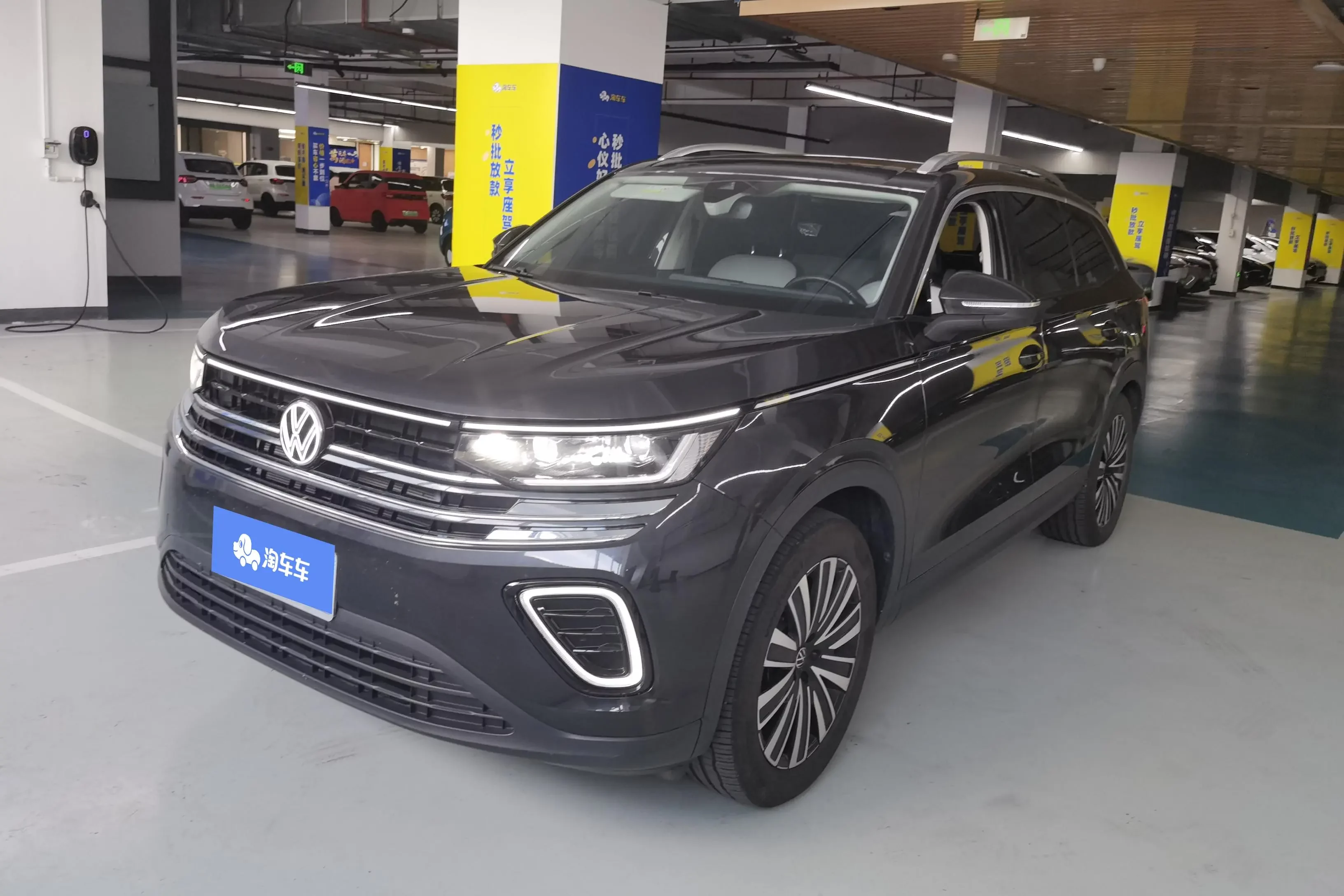 Volkswagen patrol  из Китая