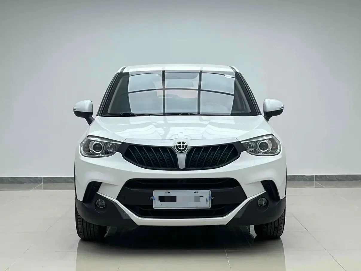 Brilliance China V3  из Китая