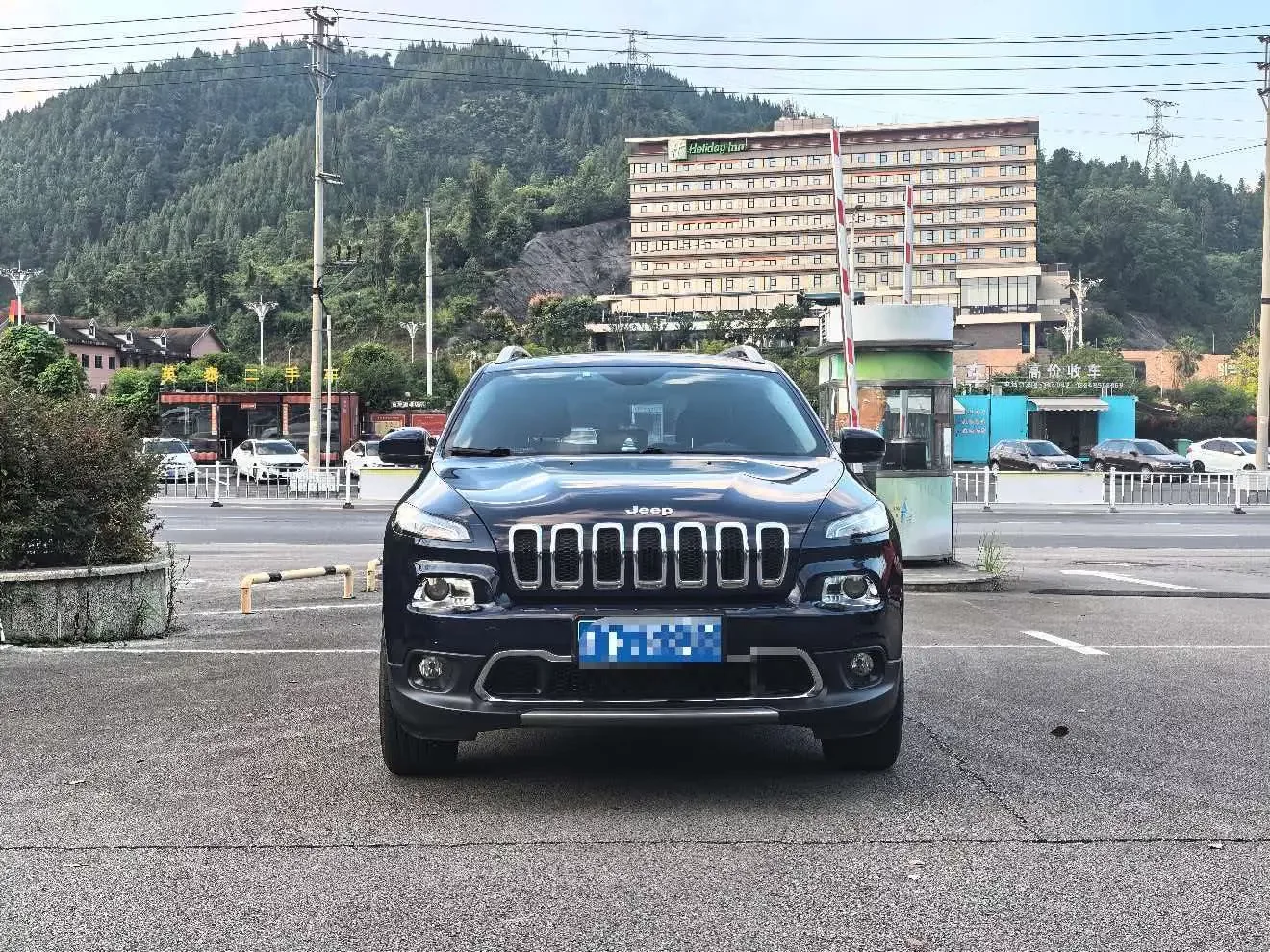 Jeep Cherokee