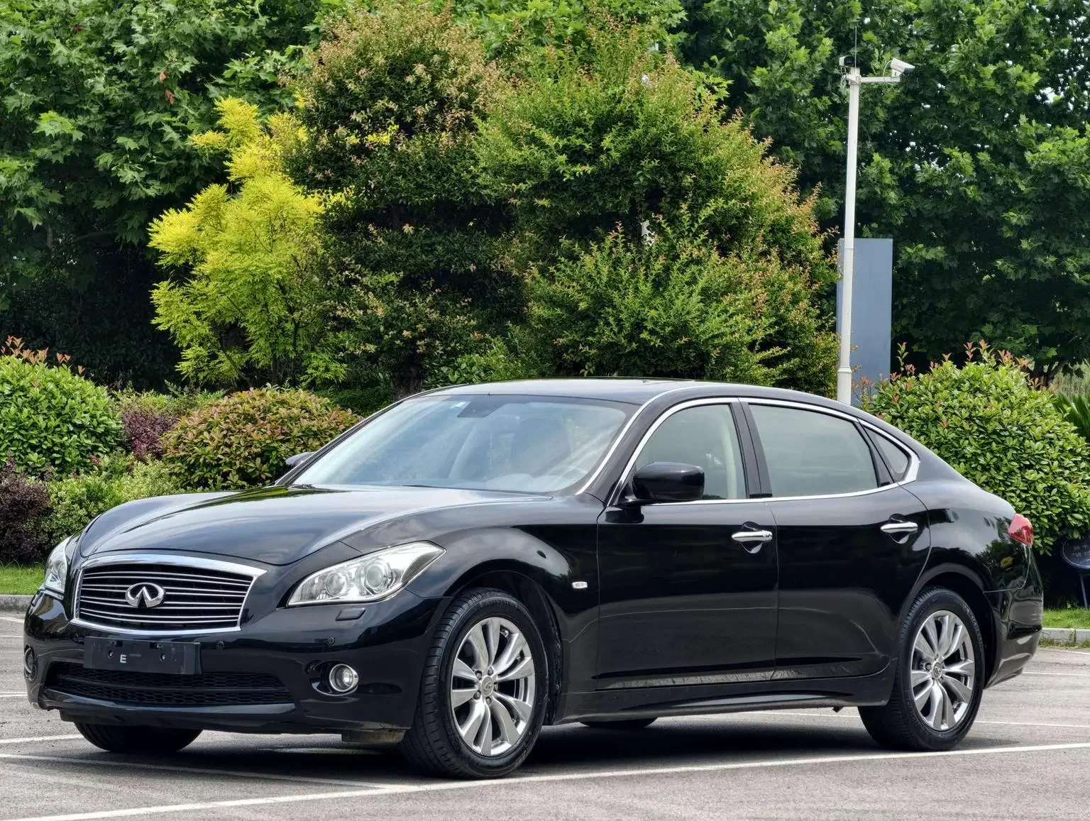 Infiniti M Series  из Китая
