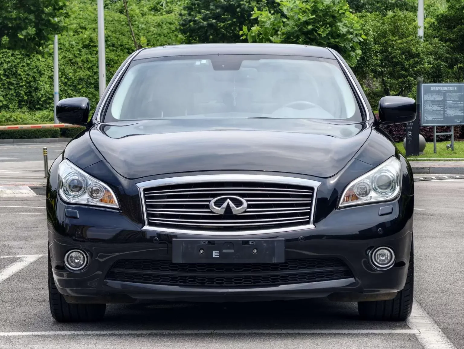Infiniti M Series  из Китая