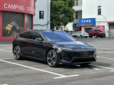 NIO ET5T