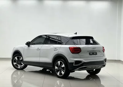 Audi Q2L