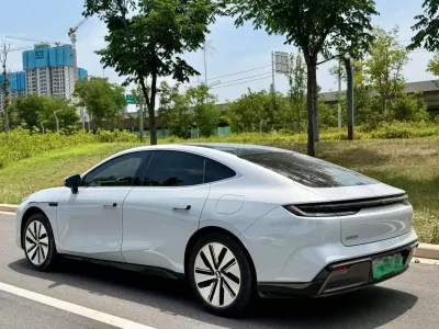 Geely Galaxy E8