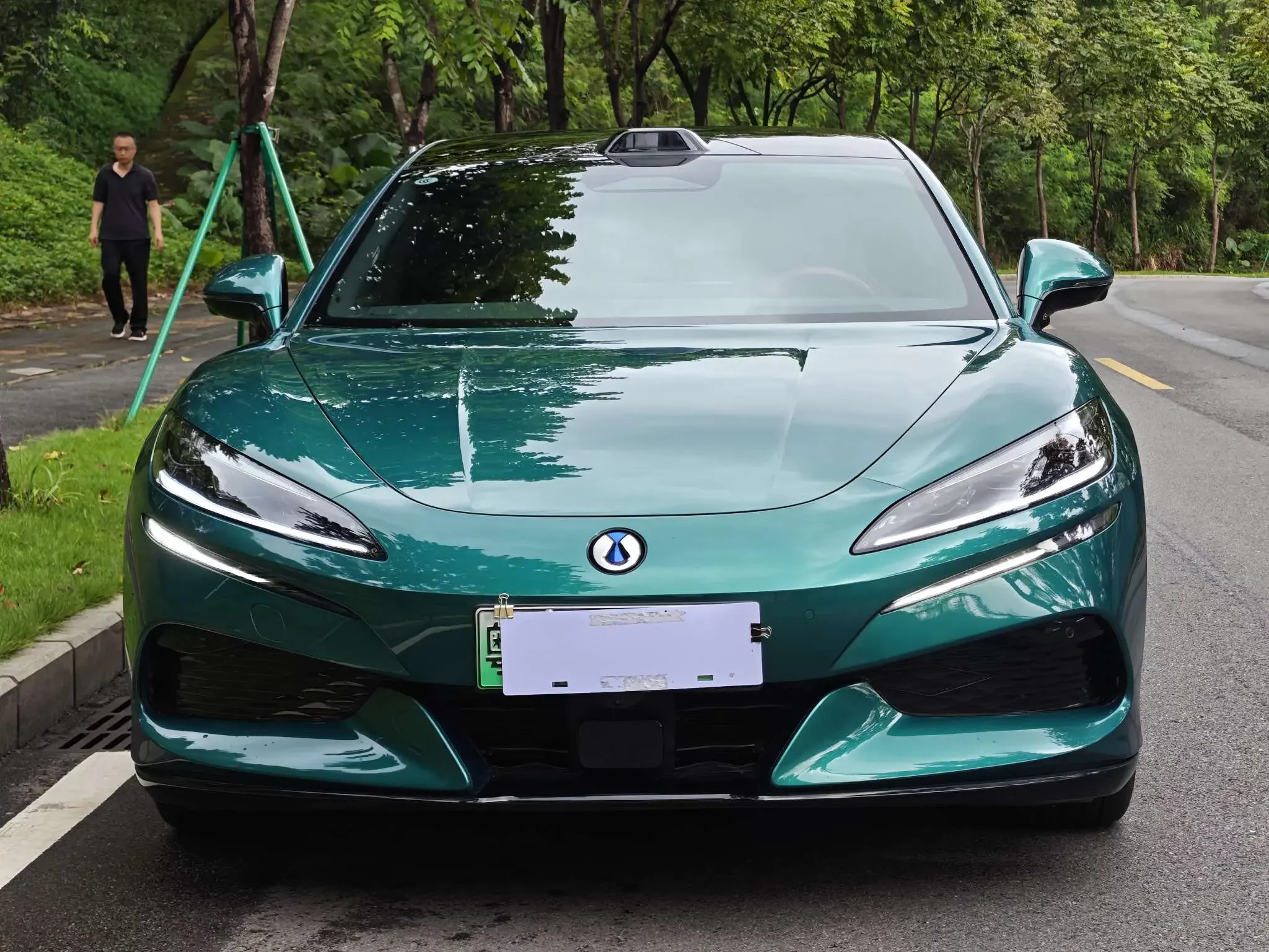 Denza BYD Z9GT EV  из Китая