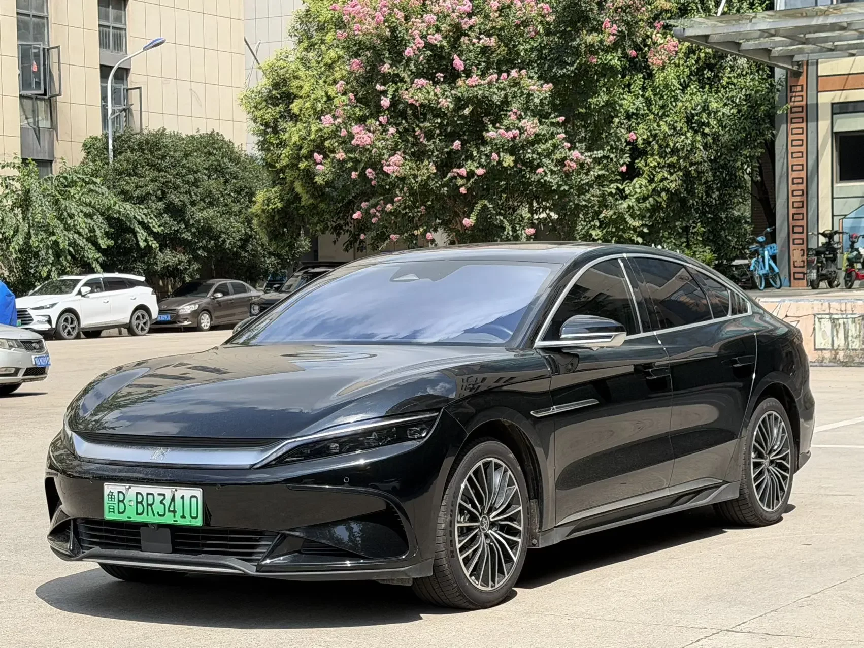 BYD Han EV